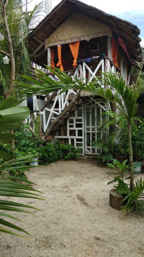 Sand Bar Beach Resort ナスグブ エクステリア 写真