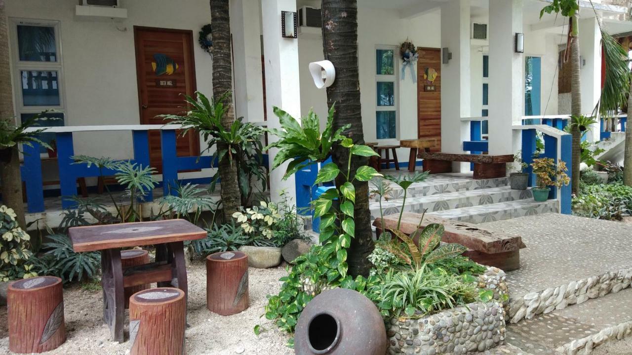 Sand Bar Beach Resort ナスグブ エクステリア 写真